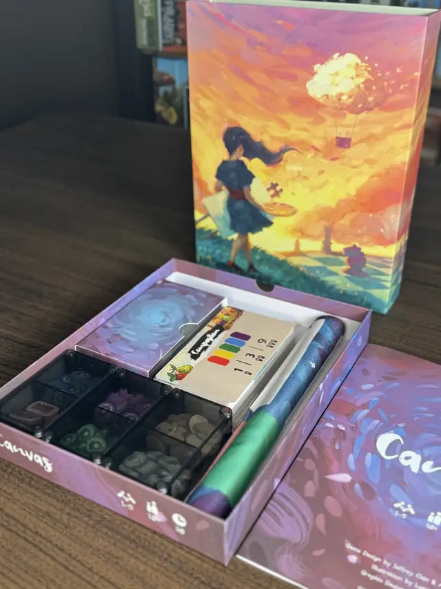 Canvas organized in a Piece Keepers tray