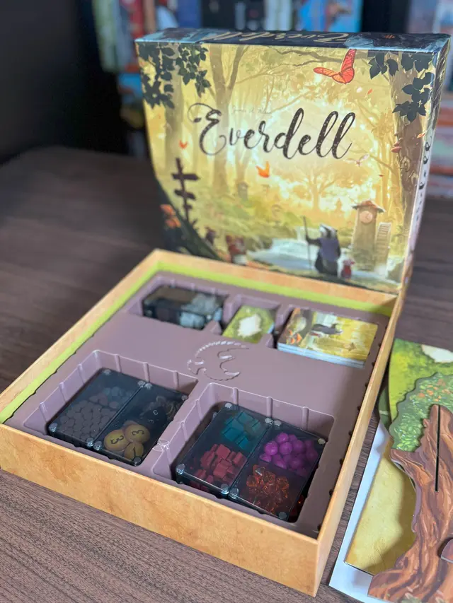 Everdell organized in a Piece Keepers tray