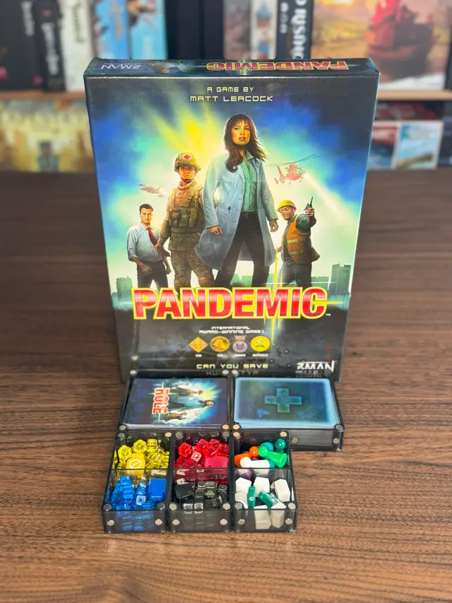 Pandemic organized in a Piece Keepers tray