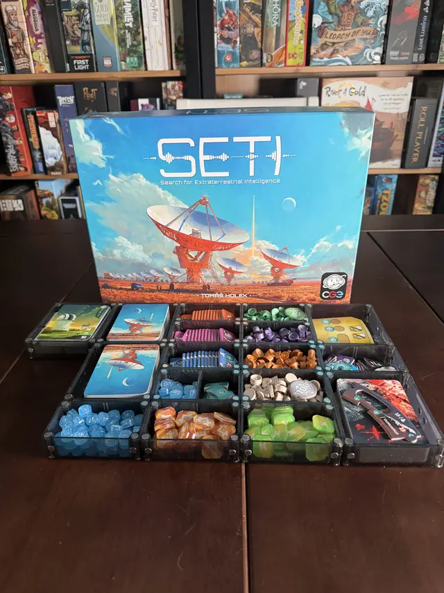 SETI: Search for Extraterrestrial Intelligence organized in a Piece Keepers tray