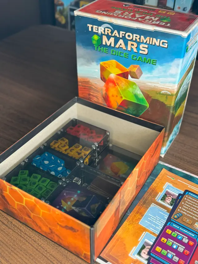Terraforming Mars the Dice Game organized in a Piece Keepers tray
