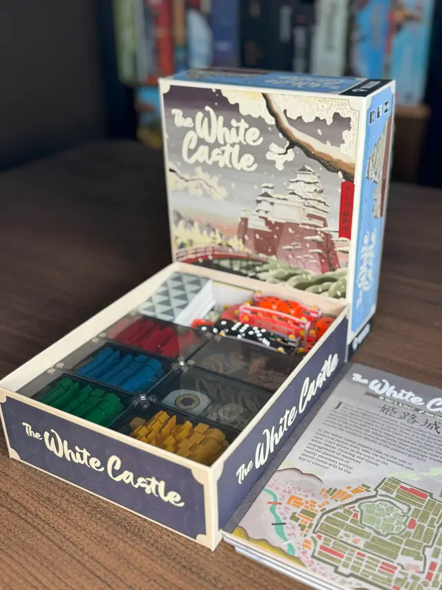The White Castle organized in a Piece Keepers tray